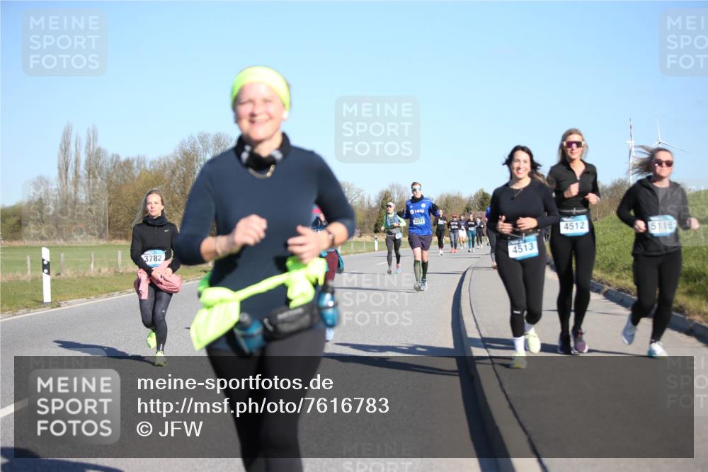 06.04.2025 - 44. Internationalen Wilhelmsburger Insellauf Jannik Wohlers http://msf.ph/oto/7616783 06.04.2025 09:39:35 Laufen 3782, 3372, 4513, 4512, 5116 meine-sportfotos.de