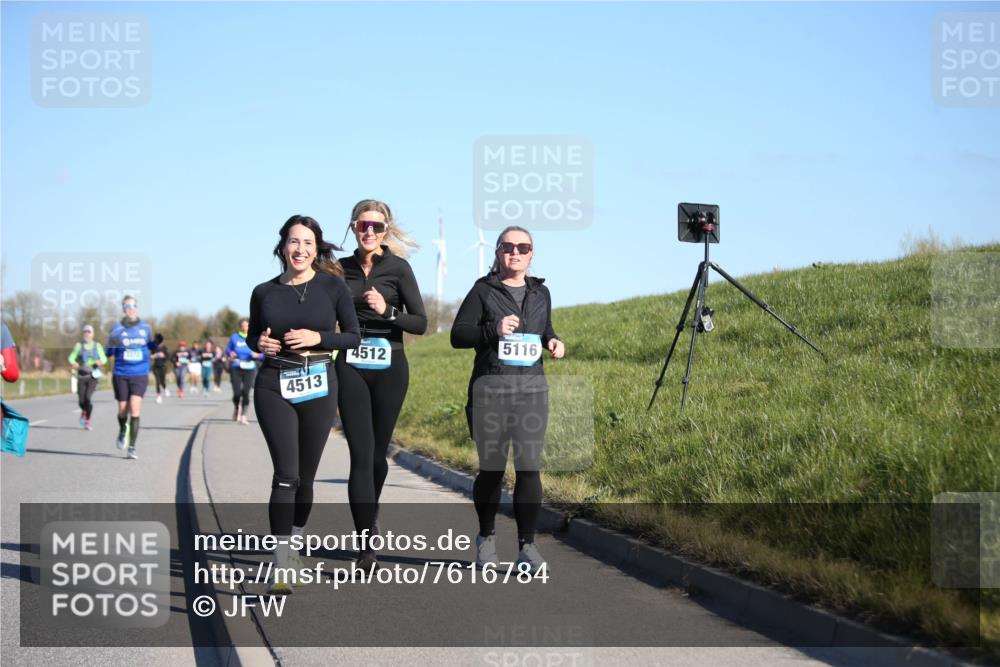 06.04.2025 - 44. Internationalen Wilhelmsburger Insellauf Jannik Wohlers http://msf.ph/oto/7616784 06.04.2025 09:39:35 Laufen 4512, 5116, 4513 meine-sportfotos.de