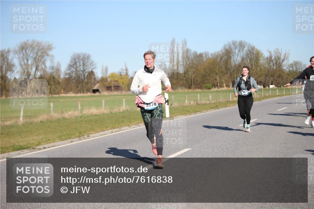 06.04.2025 - 44. Internationalen Wilhelmsburger Insellauf Jannik Wohlers http://msf.ph/oto/7616838 06.04.2025 09:39:49 Laufen 3576, 3657, 40 meine-sportfotos.de