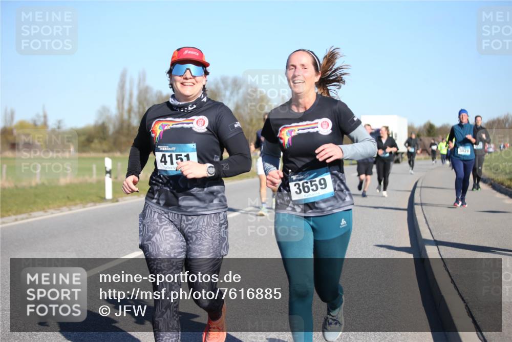 06.04.2025 - 44. Internationalen Wilhelmsburger Insellauf Jannik Wohlers http://msf.ph/oto/7616885 06.04.2025 09:39:55 Laufen 4151, 3659, 3121 meine-sportfotos.de