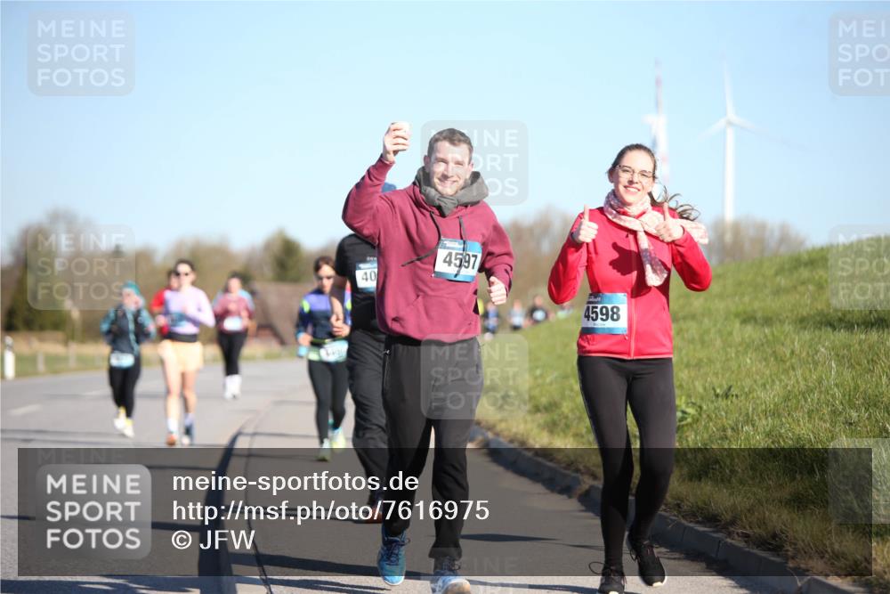 06.04.2025 - 44. Internationalen Wilhelmsburger Insellauf Jannik Wohlers http://msf.ph/oto/7616975 06.04.2025 09:40:20 Laufen 40, 4597, 4598 meine-sportfotos.de