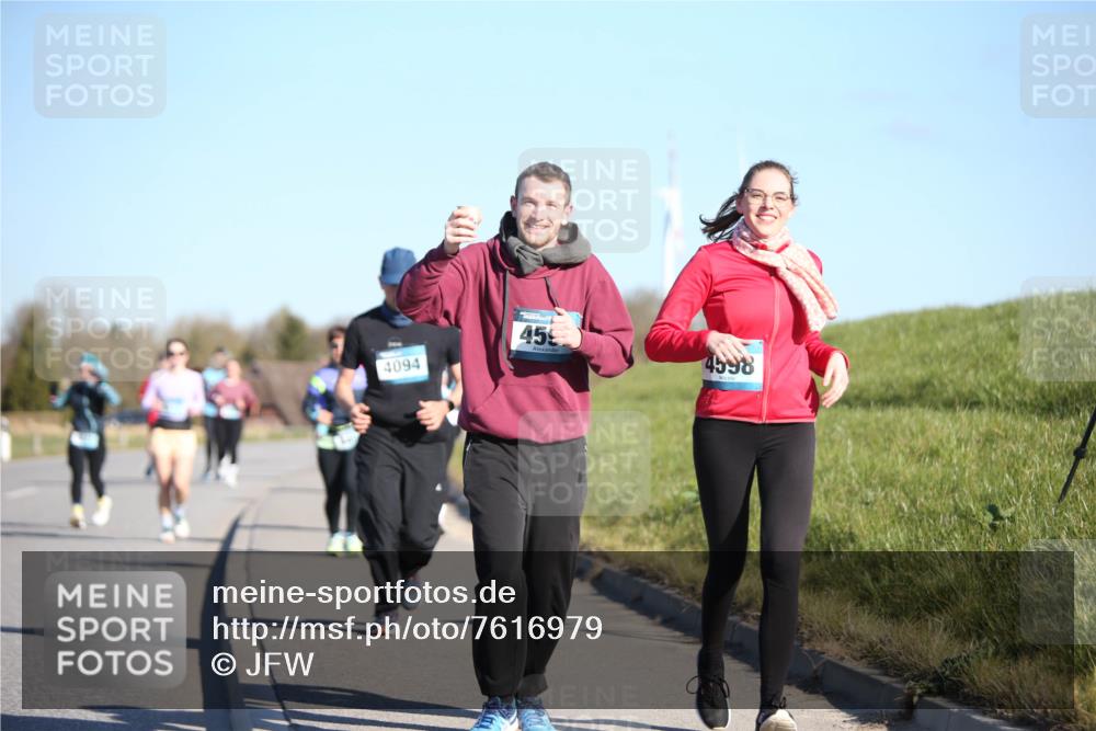 06.04.2025 - 44. Internationalen Wilhelmsburger Insellauf Jannik Wohlers http://msf.ph/oto/7616979 06.04.2025 09:40:21 Laufen 4094, 459, 4598 meine-sportfotos.de