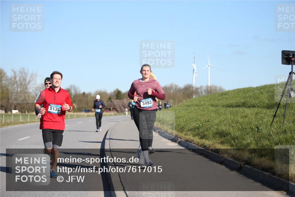 06.04.2025 - 44. Internationalen Wilhelmsburger Insellauf Jannik Wohlers http://msf.ph/oto/7617015 06.04.2025 09:40:33 Laufen 5135, 3493 meine-sportfotos.de