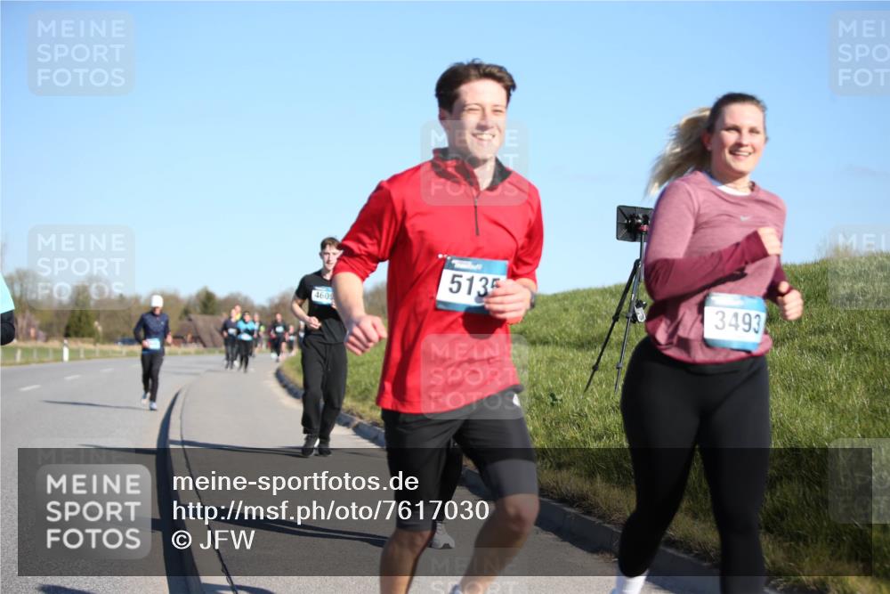 06.04.2025 - 44. Internationalen Wilhelmsburger Insellauf Jannik Wohlers http://msf.ph/oto/7617030 06.04.2025 09:40:36 Laufen 5135, 3493, 4605 meine-sportfotos.de