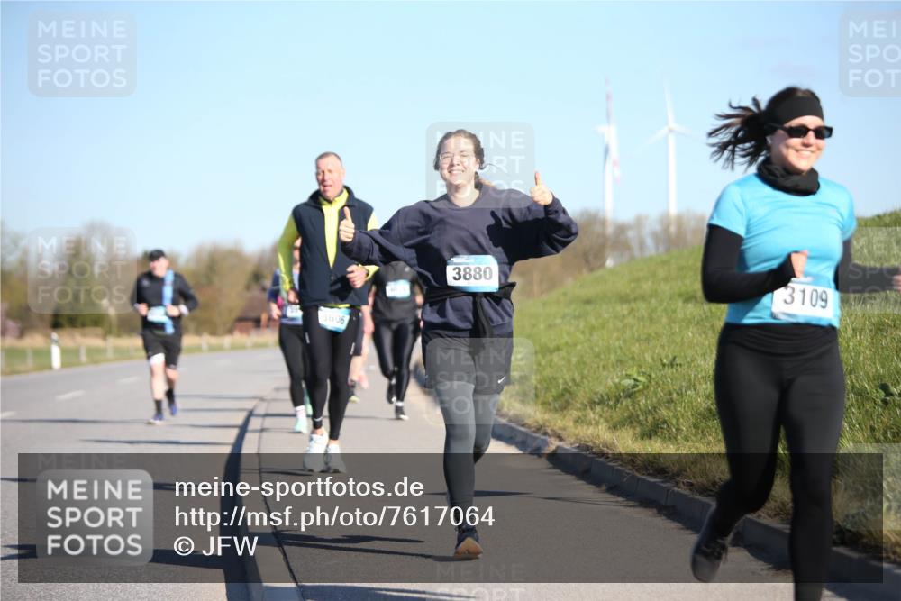 06.04.2025 - 44. Internationalen Wilhelmsburger Insellauf Jannik Wohlers http://msf.ph/oto/7617064 06.04.2025 09:40:51 Laufen 3606, 3880, 3109 meine-sportfotos.de
