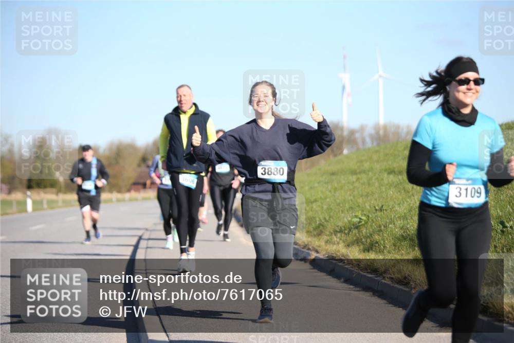 06.04.2025 - 44. Internationalen Wilhelmsburger Insellauf Jannik Wohlers http://msf.ph/oto/7617065 06.04.2025 09:40:51 Laufen 3606, 3880, 3109 meine-sportfotos.de