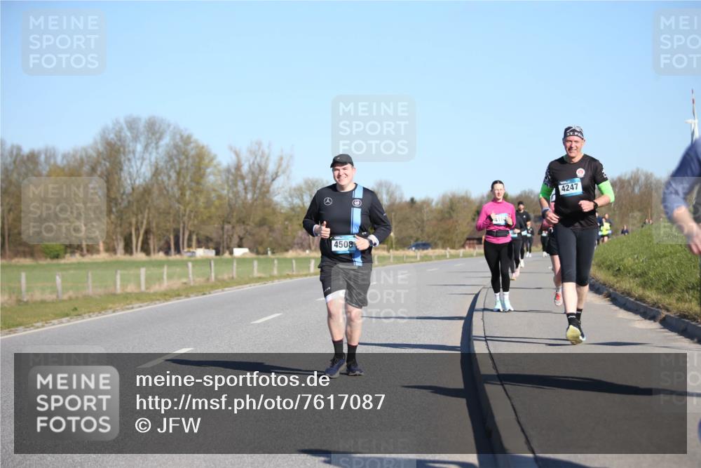 06.04.2025 - 44. Internationalen Wilhelmsburger Insellauf Jannik Wohlers http://msf.ph/oto/7617087 06.04.2025 09:40:57 Laufen 4508, 4247 meine-sportfotos.de