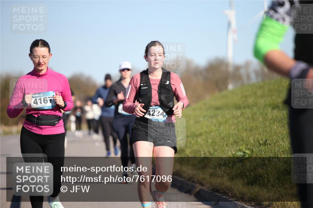 06.04.2025 - 44. Internationalen Wilhelmsburger Insellauf Jannik Wohlers http://msf.ph/oto/7617096 06.04.2025 09:41:00 Laufen 4167, 4234 meine-sportfotos.de