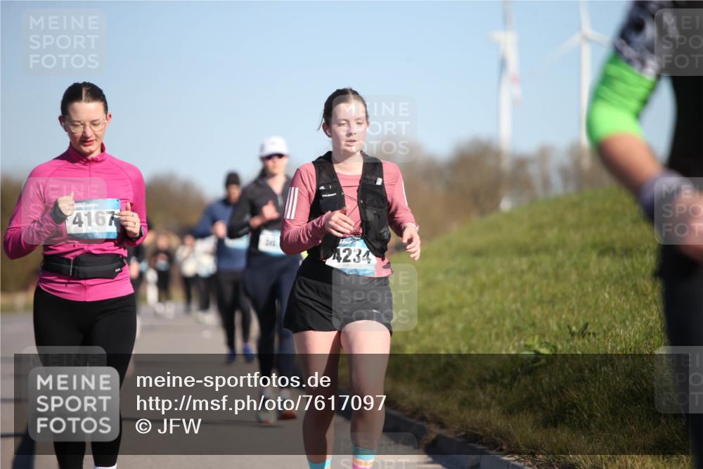 06.04.2025 - 44. Internationalen Wilhelmsburger Insellauf Jannik Wohlers http://msf.ph/oto/7617097 06.04.2025 09:41:00 Laufen 4167, 4234 meine-sportfotos.de