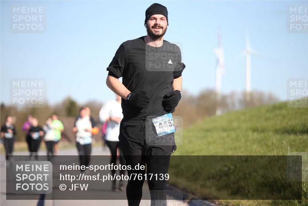 06.04.2025 - 44. Internationalen Wilhelmsburger Insellauf Jannik Wohlers http://msf.ph/oto/7617139 06.04.2025 09:41:13 Laufen 53 meine-sportfotos.de