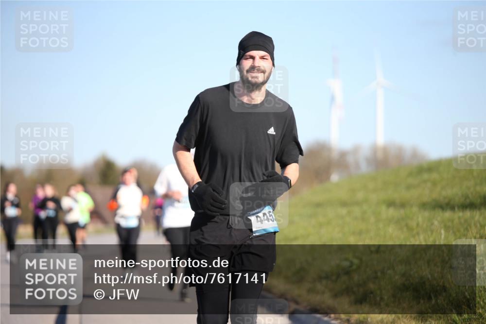 06.04.2025 - 44. Internationalen Wilhelmsburger Insellauf Jannik Wohlers http://msf.ph/oto/7617141 06.04.2025 09:41:13 Laufen 445 meine-sportfotos.de