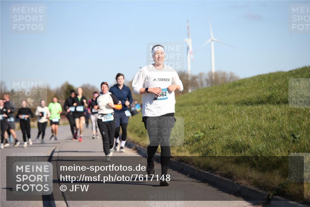 06.04.2025 - 44. Internationalen Wilhelmsburger Insellauf Jannik Wohlers http://msf.ph/oto/7617148 06.04.2025 09:41:16 Laufen 4355, 62 meine-sportfotos.de