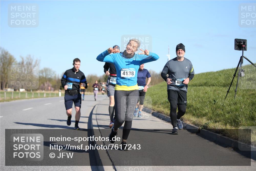 06.04.2025 - 44. Internationalen Wilhelmsburger Insellauf Jannik Wohlers http://msf.ph/oto/7617243 06.04.2025 09:41:49 Laufen 257, 404, 4138, 404 meine-sportfotos.de