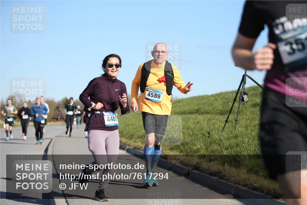 06.04.2025 - 44. Internationalen Wilhelmsburger Insellauf Jannik Wohlers http://msf.ph/oto/7617294 06.04.2025 09:42:04 Laufen 4401, 4589, 35 meine-sportfotos.de