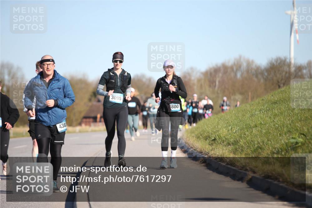 06.04.2025 - 44. Internationalen Wilhelmsburger Insellauf Jannik Wohlers http://msf.ph/oto/7617297 06.04.2025 09:42:07 Laufen 438, 3095, 800 meine-sportfotos.de