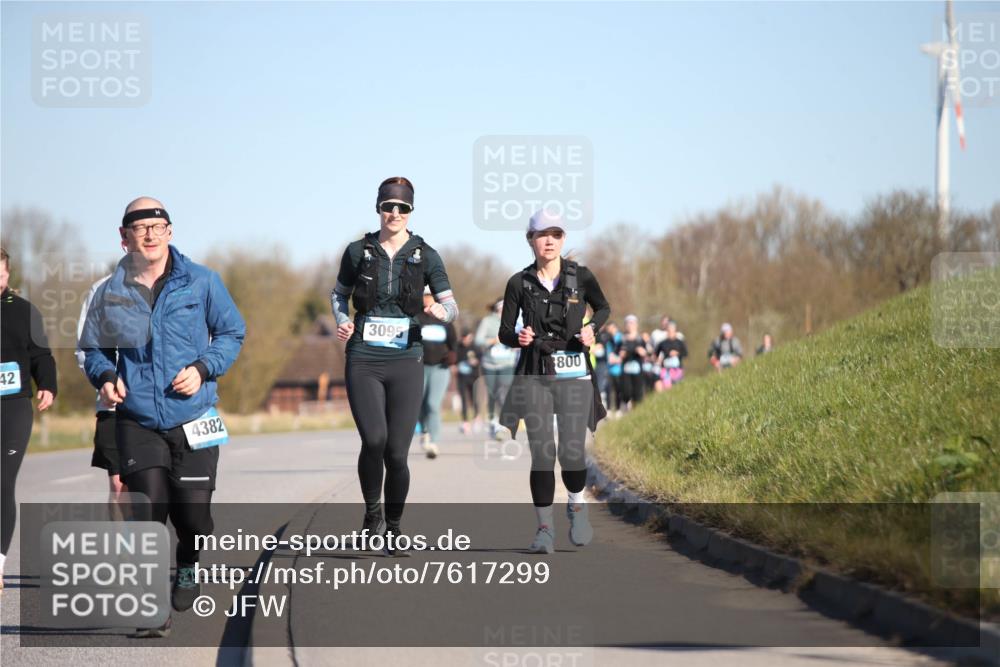 06.04.2025 - 44. Internationalen Wilhelmsburger Insellauf Jannik Wohlers http://msf.ph/oto/7617299 06.04.2025 09:42:07 Laufen 42, 4382, 3095, 800 meine-sportfotos.de