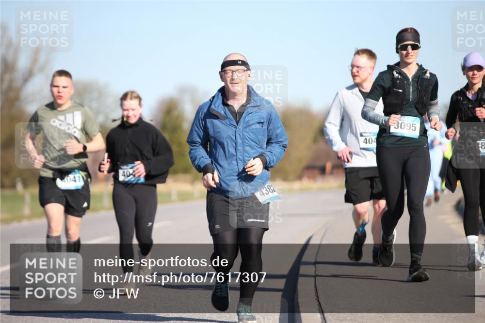 06.04.2025 - 44. Internationalen Wilhelmsburger Insellauf Jannik Wohlers http://msf.ph/oto/7617307 06.04.2025 09:42:09 Laufen 041, 404, 4382, 404, 3095, 8 meine-sportfotos.de