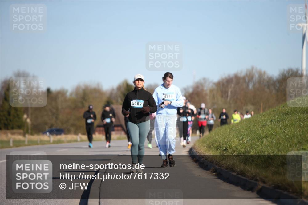 06.04.2025 - 44. Internationalen Wilhelmsburger Insellauf Jannik Wohlers http://msf.ph/oto/7617332 06.04.2025 09:42:16 Laufen 5157, 4319 meine-sportfotos.de
