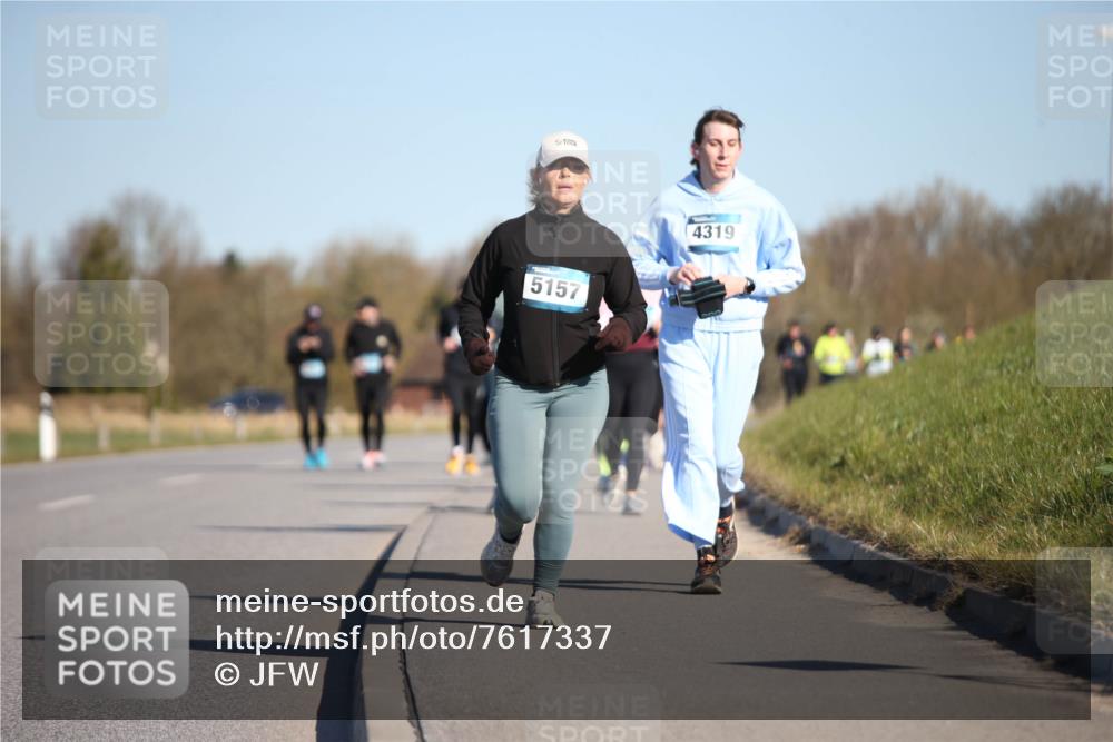 06.04.2025 - 44. Internationalen Wilhelmsburger Insellauf Jannik Wohlers http://msf.ph/oto/7617337 06.04.2025 09:42:20 Laufen 5157, 4319 meine-sportfotos.de