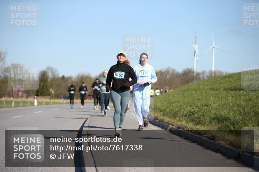 06.04.2025 - 44. Internationalen Wilhelmsburger Insellauf Jannik Wohlers http://msf.ph/oto/7617338 06.04.2025 09:42:21 Laufen 5157, 4319 meine-sportfotos.de