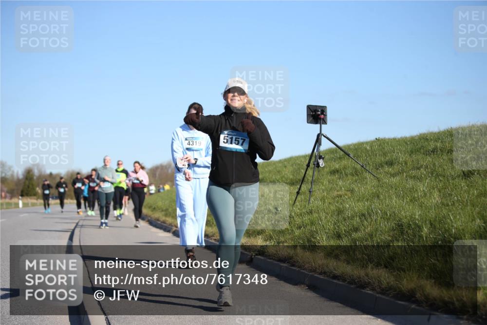 06.04.2025 - 44. Internationalen Wilhelmsburger Insellauf Jannik Wohlers http://msf.ph/oto/7617348 06.04.2025 09:42:24 Laufen 4319, 5157 meine-sportfotos.de
