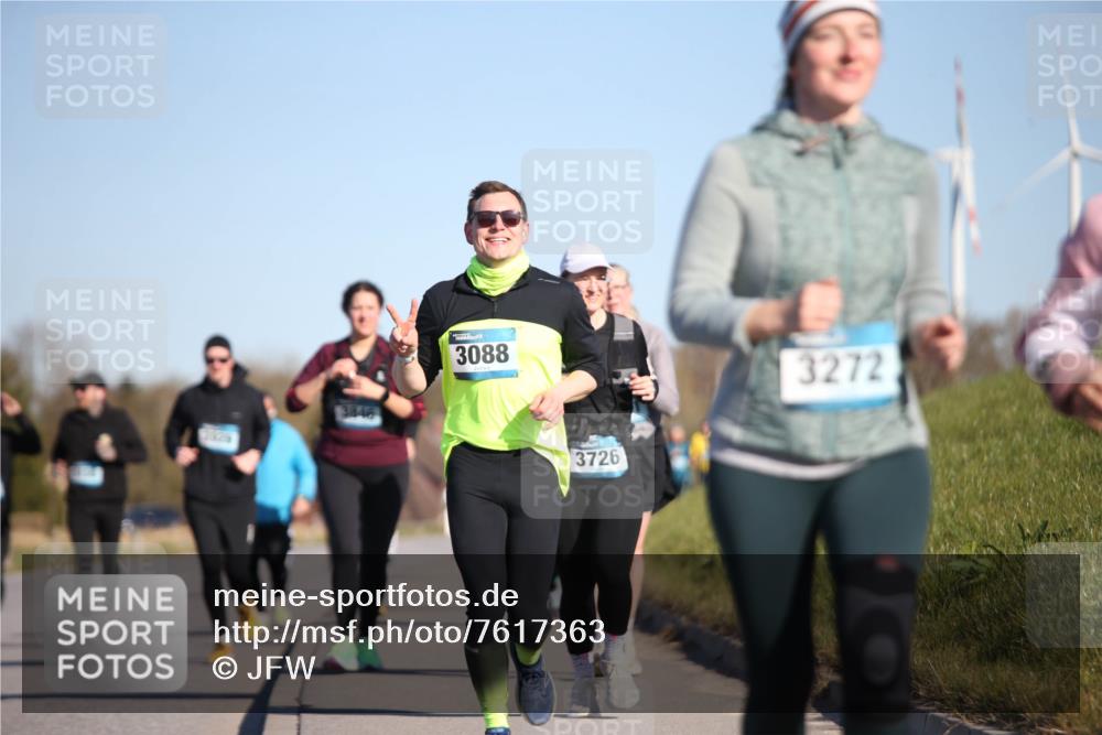 06.04.2025 - 44. Internationalen Wilhelmsburger Insellauf Jannik Wohlers http://msf.ph/oto/7617363 06.04.2025 09:42:29 Laufen 3846, 3088, 3726, 3272 meine-sportfotos.de