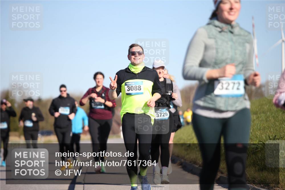 06.04.2025 - 44. Internationalen Wilhelmsburger Insellauf Jannik Wohlers http://msf.ph/oto/7617364 06.04.2025 09:42:29 Laufen 3088, 3726, 3272 meine-sportfotos.de