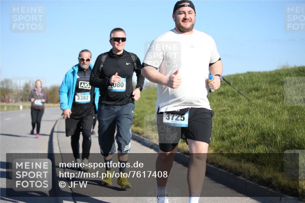 06.04.2025 - 44. Internationalen Wilhelmsburger Insellauf Jannik Wohlers http://msf.ph/oto/7617408 06.04.2025 09:42:41 Laufen 3382, 4080, 3725 meine-sportfotos.de