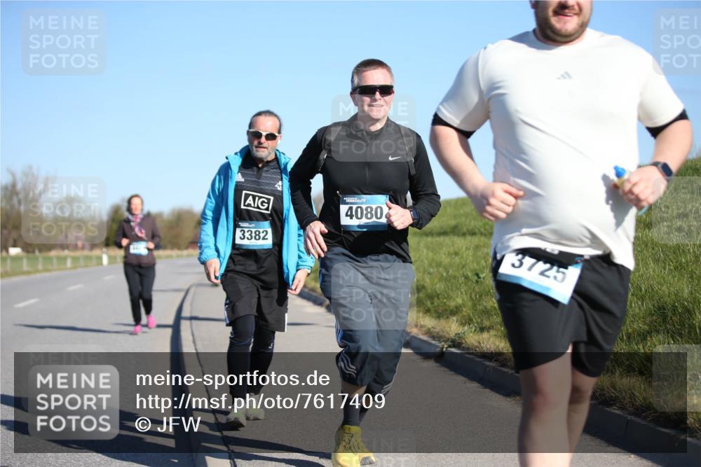 06.04.2025 - 44. Internationalen Wilhelmsburger Insellauf Jannik Wohlers http://msf.ph/oto/7617409 06.04.2025 09:42:42 Laufen 3382, 4080, 3725 meine-sportfotos.de