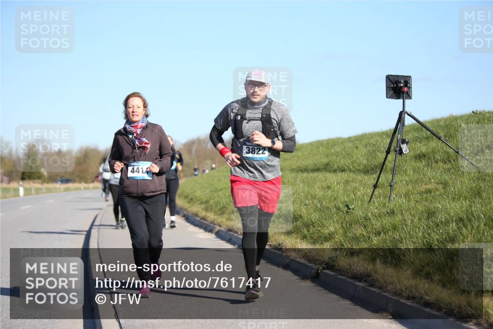 06.04.2025 - 44. Internationalen Wilhelmsburger Insellauf Jannik Wohlers http://msf.ph/oto/7617417 06.04.2025 09:42:44 Laufen 441, 3822 meine-sportfotos.de