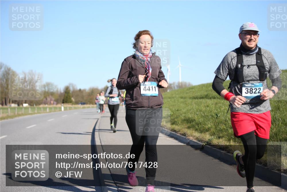 06.04.2025 - 44. Internationalen Wilhelmsburger Insellauf Jannik Wohlers http://msf.ph/oto/7617428 06.04.2025 09:42:46 Laufen 4411, 3822 meine-sportfotos.de