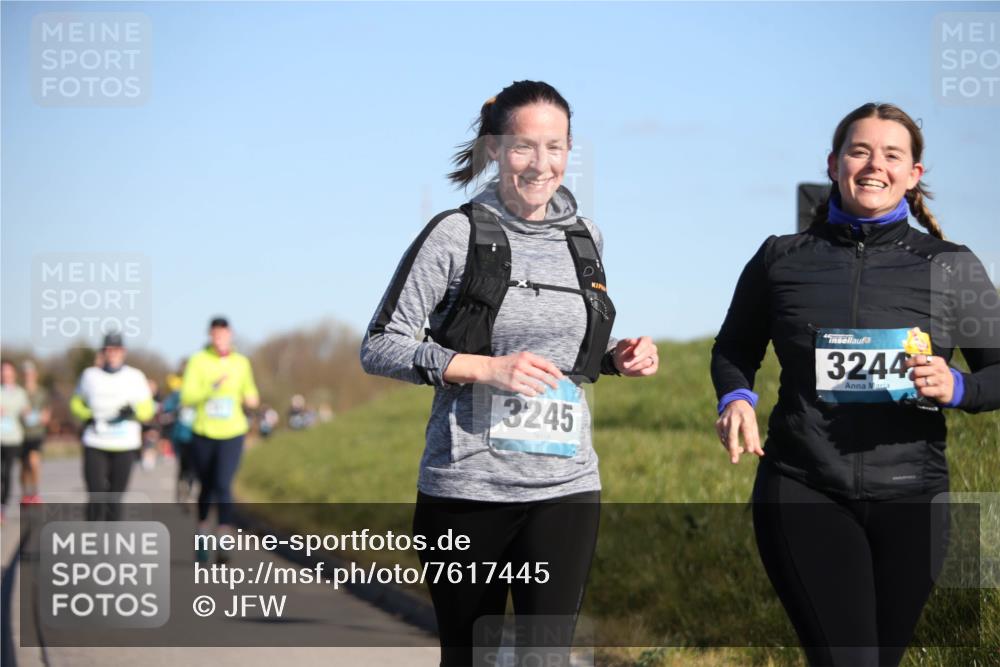 06.04.2025 - 44. Internationalen Wilhelmsburger Insellauf Jannik Wohlers http://msf.ph/oto/7617445 06.04.2025 09:42:50 Laufen 3245, 3244 meine-sportfotos.de