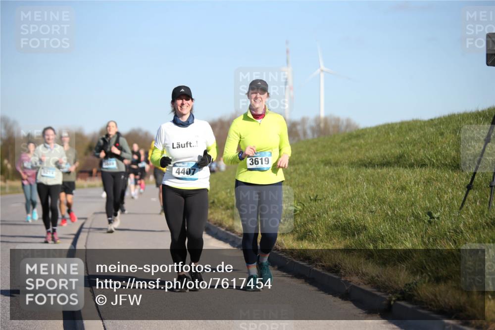 06.04.2025 - 44. Internationalen Wilhelmsburger Insellauf Jannik Wohlers http://msf.ph/oto/7617454 06.04.2025 09:42:54 Laufen 3214, 4407, 3619 meine-sportfotos.de
