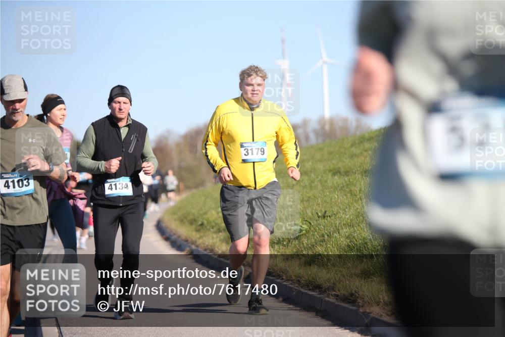 06.04.2025 - 44. Internationalen Wilhelmsburger Insellauf Jannik Wohlers http://msf.ph/oto/7617480 06.04.2025 09:43:02 Laufen 4103, 4134, 3179, 32 meine-sportfotos.de
