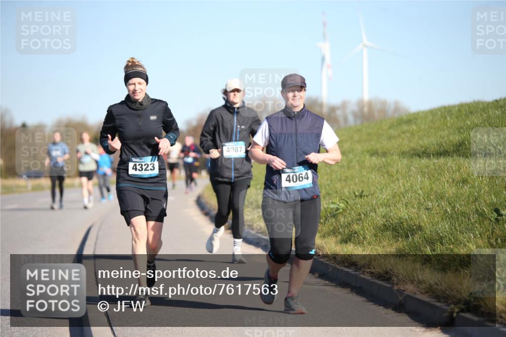 06.04.2025 - 44. Internationalen Wilhelmsburger Insellauf Jannik Wohlers http://msf.ph/oto/7617563 06.04.2025 09:43:24 Laufen 4323, 4087, 4064 meine-sportfotos.de