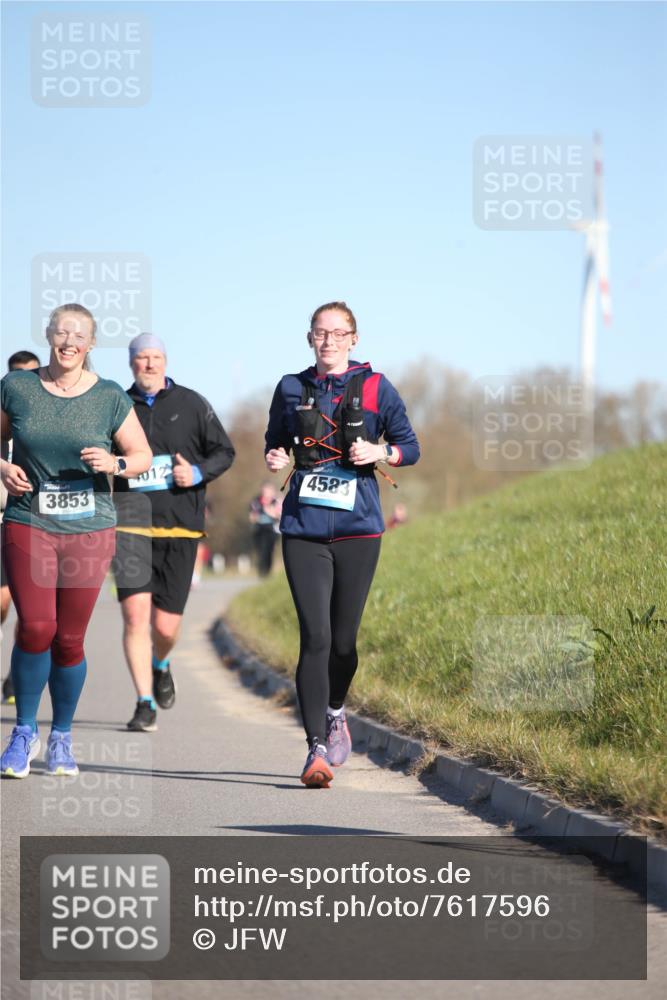 06.04.2025 - 44. Internationalen Wilhelmsburger Insellauf Jannik Wohlers http://msf.ph/oto/7617596 06.04.2025 09:43:40 Laufen 3853, 01, 4583 meine-sportfotos.de