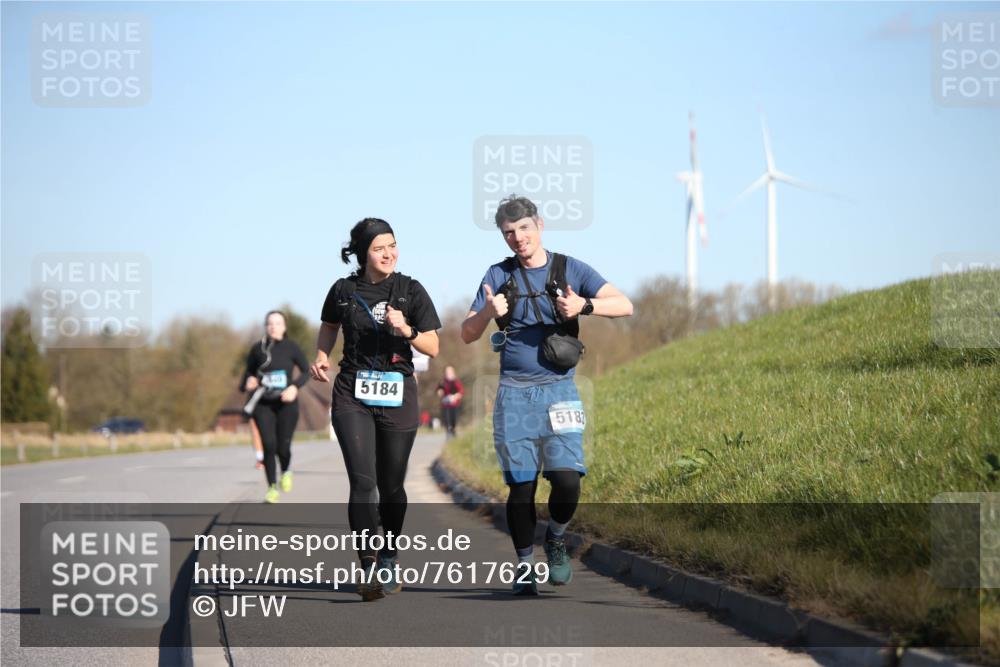 06.04.2025 - 44. Internationalen Wilhelmsburger Insellauf Jannik Wohlers http://msf.ph/oto/7617629 06.04.2025 09:43:55 Laufen 5184, 5183 meine-sportfotos.de
