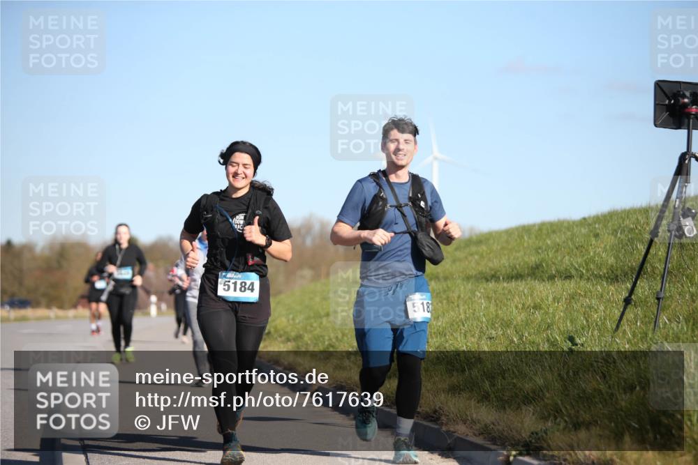 06.04.2025 - 44. Internationalen Wilhelmsburger Insellauf Jannik Wohlers http://msf.ph/oto/7617639 06.04.2025 09:43:57 Laufen 5184, 518 meine-sportfotos.de