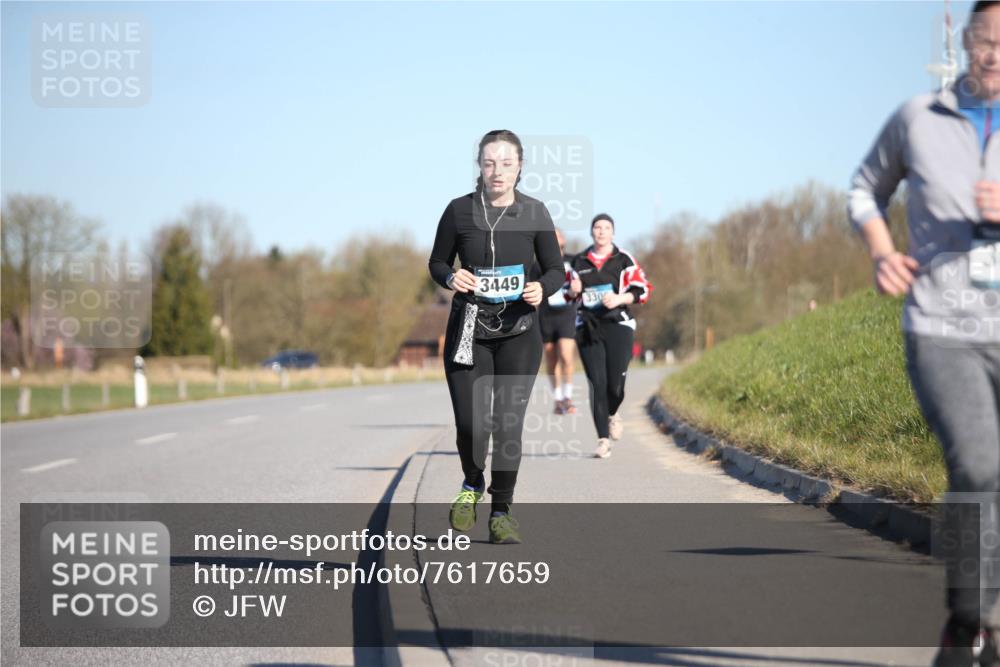 06.04.2025 - 44. Internationalen Wilhelmsburger Insellauf Jannik Wohlers http://msf.ph/oto/7617659 06.04.2025 09:44:01 Laufen 3449, 330 meine-sportfotos.de