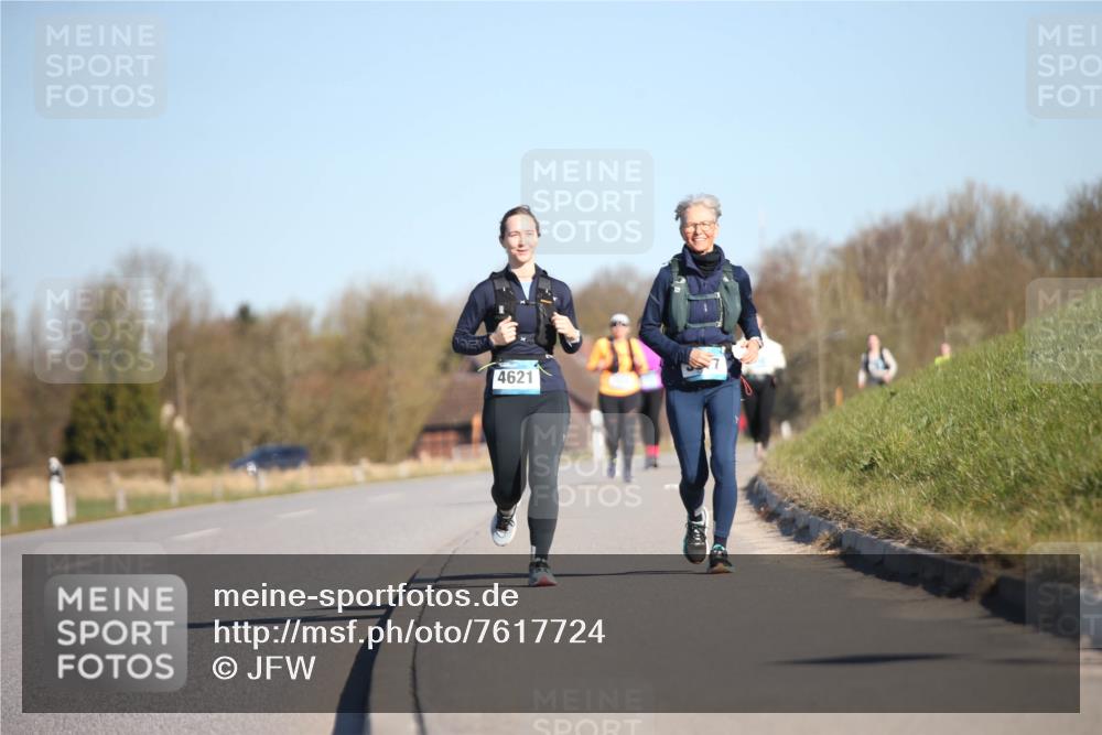 06.04.2025 - 44. Internationalen Wilhelmsburger Insellauf Jannik Wohlers http://msf.ph/oto/7617724 06.04.2025 09:44:40 Laufen 4621 meine-sportfotos.de