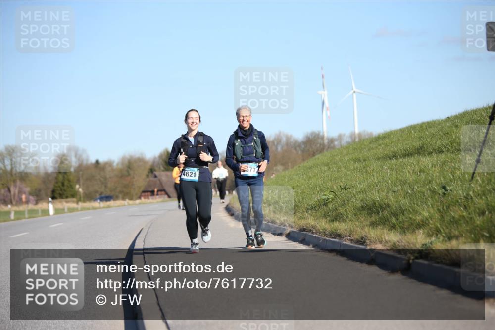 06.04.2025 - 44. Internationalen Wilhelmsburger Insellauf Jannik Wohlers http://msf.ph/oto/7617732 06.04.2025 09:44:44 Laufen 4621, 577 meine-sportfotos.de
