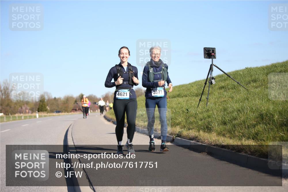 06.04.2025 - 44. Internationalen Wilhelmsburger Insellauf Jannik Wohlers http://msf.ph/oto/7617751 06.04.2025 09:44:47 Laufen 3577, 4621 meine-sportfotos.de