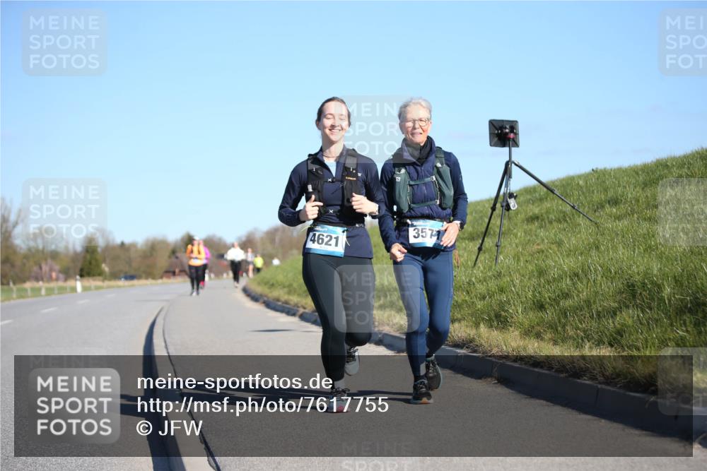 06.04.2025 - 44. Internationalen Wilhelmsburger Insellauf Jannik Wohlers http://msf.ph/oto/7617755 06.04.2025 09:44:48 Laufen 4621, 3573 meine-sportfotos.de