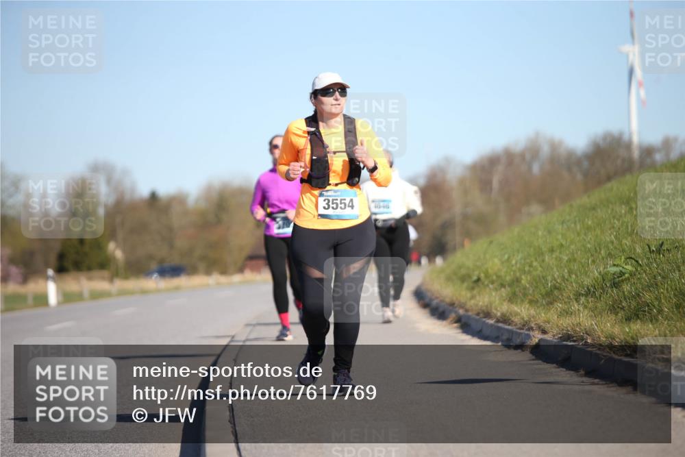 06.04.2025 - 44. Internationalen Wilhelmsburger Insellauf Jannik Wohlers http://msf.ph/oto/7617769 06.04.2025 09:44:57 Laufen 3554 meine-sportfotos.de