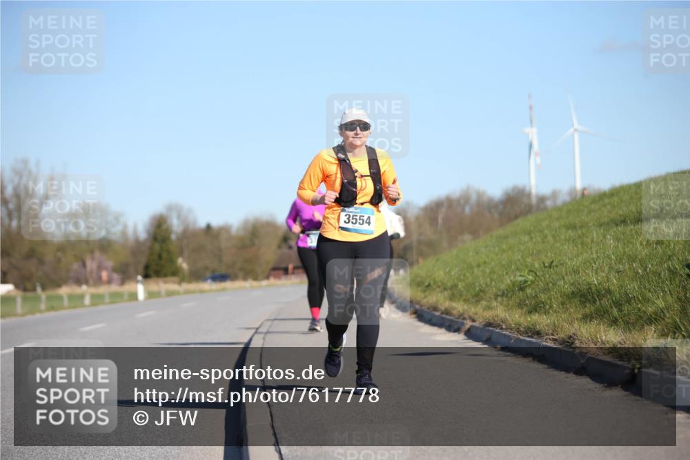 06.04.2025 - 44. Internationalen Wilhelmsburger Insellauf Jannik Wohlers http://msf.ph/oto/7617778 06.04.2025 09:44:59 Laufen 3554 meine-sportfotos.de