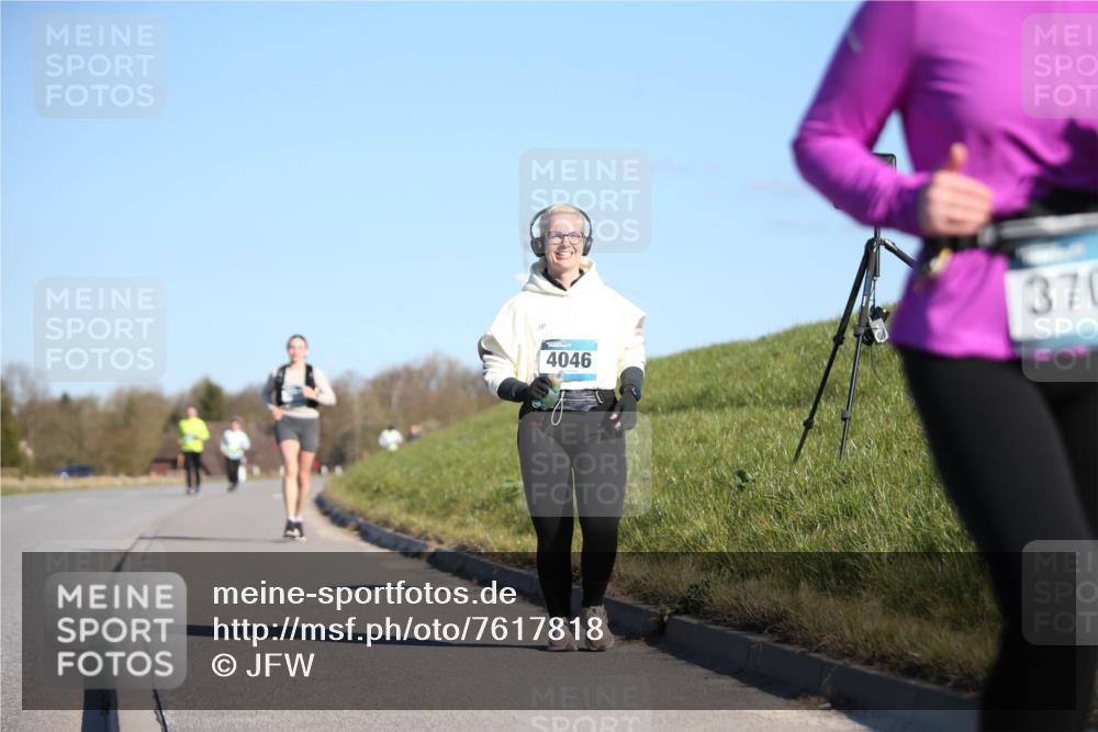 06.04.2025 - 44. Internationalen Wilhelmsburger Insellauf Jannik Wohlers http://msf.ph/oto/7617818 06.04.2025 09:45:06 Laufen 370, 4046 meine-sportfotos.de