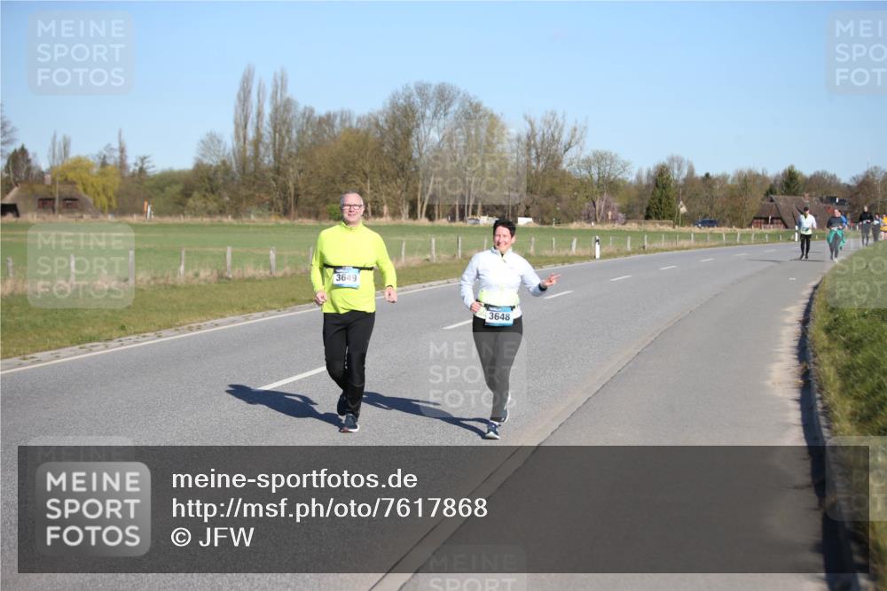 06.04.2025 - 44. Internationalen Wilhelmsburger Insellauf Jannik Wohlers http://msf.ph/oto/7617868 06.04.2025 09:45:23 Laufen 3649, 3648 meine-sportfotos.de