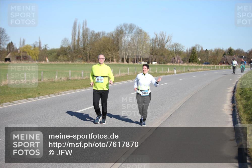06.04.2025 - 44. Internationalen Wilhelmsburger Insellauf Jannik Wohlers http://msf.ph/oto/7617870 06.04.2025 09:45:23 Laufen 3649, 3648 meine-sportfotos.de