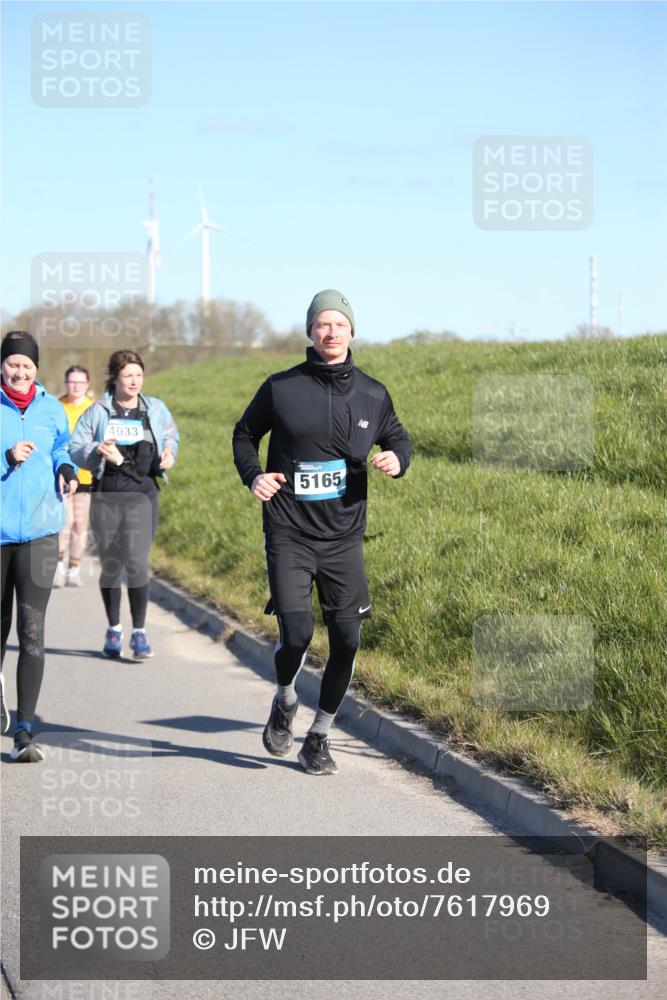 06.04.2025 - 44. Internationalen Wilhelmsburger Insellauf Jannik Wohlers http://msf.ph/oto/7617969 06.04.2025 09:45:54 Laufen 4033, 5165 meine-sportfotos.de