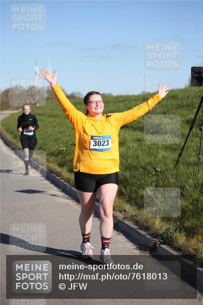 06.04.2025 - 44. Internationalen Wilhelmsburger Insellauf Jannik Wohlers http://msf.ph/oto/7618013 06.04.2025 09:45:59 Laufen 3023 meine-sportfotos.de